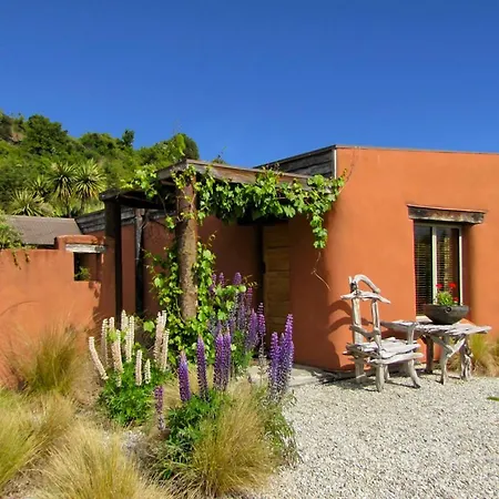 Tussock Cottage-3